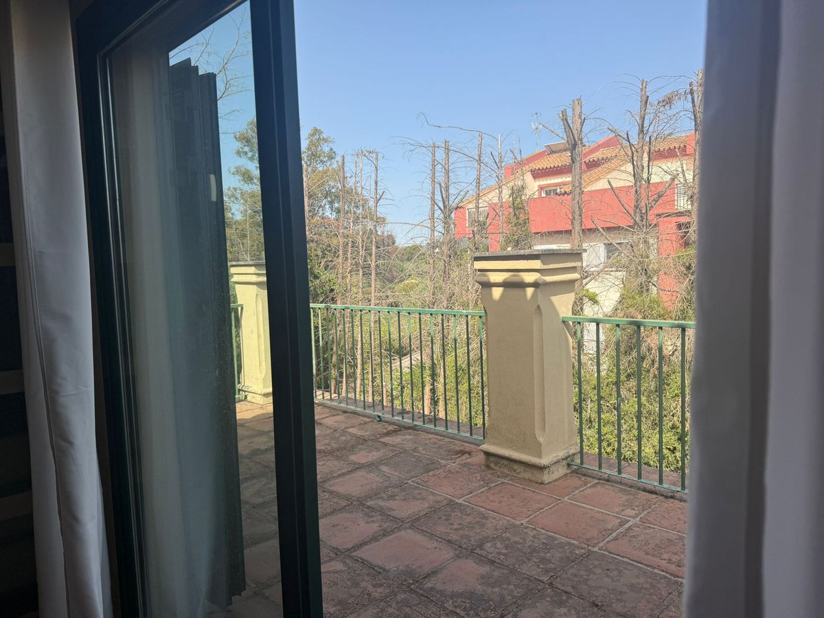 Se vende Pareada de 4 dormitorios en Costa Del Sol, Cadiz, España