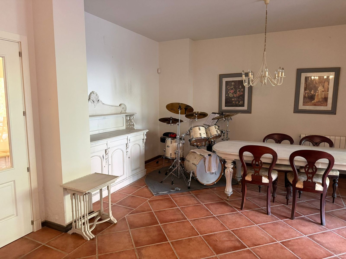 Se vende Pareada de 4 dormitorios en Costa Del Sol, Cadiz, España