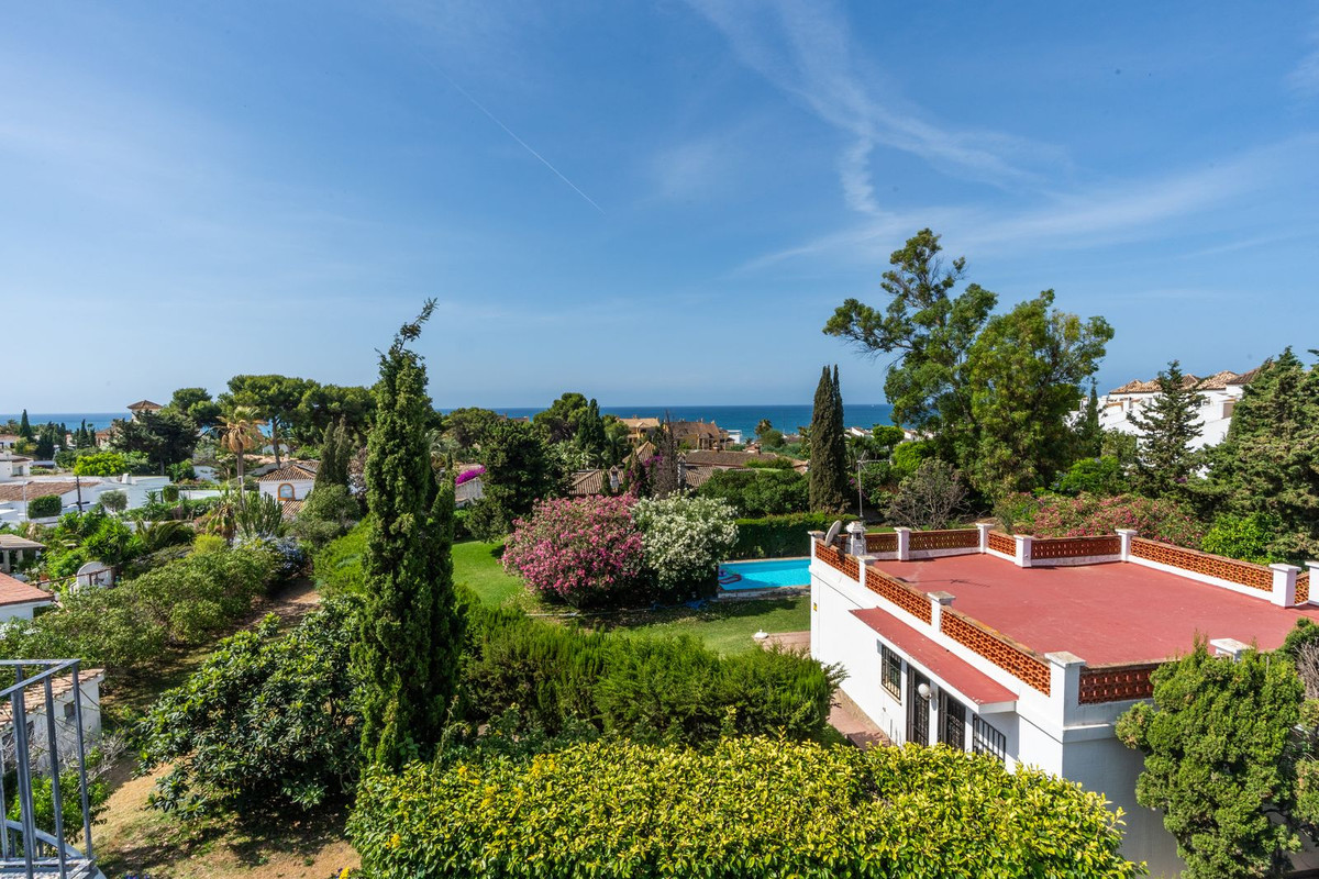 2 Bed Townhouse for sale in Costabella Costa Del Sol, Málaga, Spain