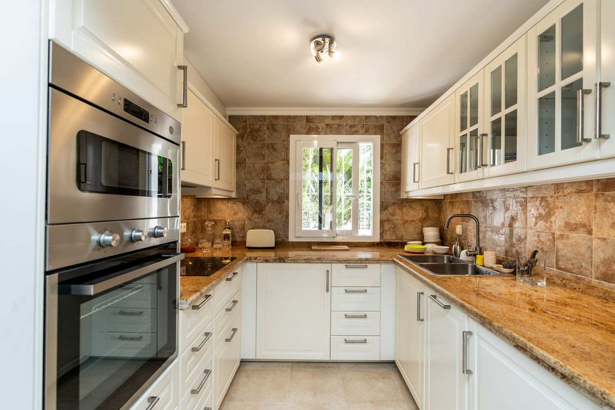 2 Bed Townhouse for sale in Costabella Costa Del Sol, Málaga, Spain