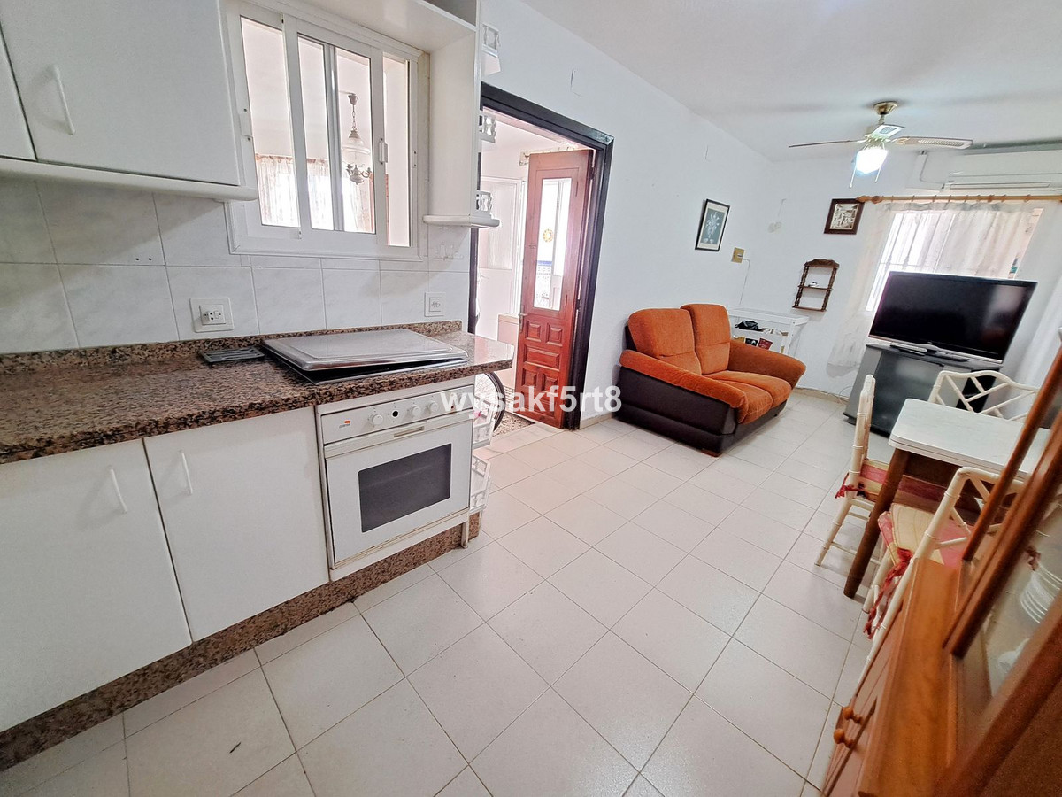 3 Bed Townhouse for sale in La Duquesa Costa Del Sol, Málaga, Spain