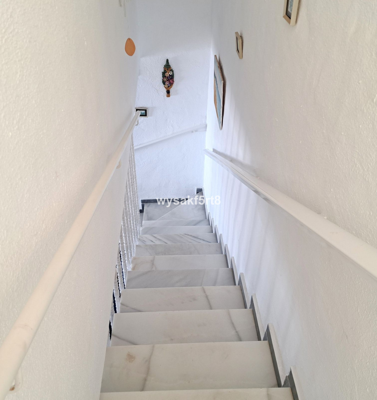 3 Bed Townhouse for sale in La Duquesa Costa Del Sol, Málaga, Spain