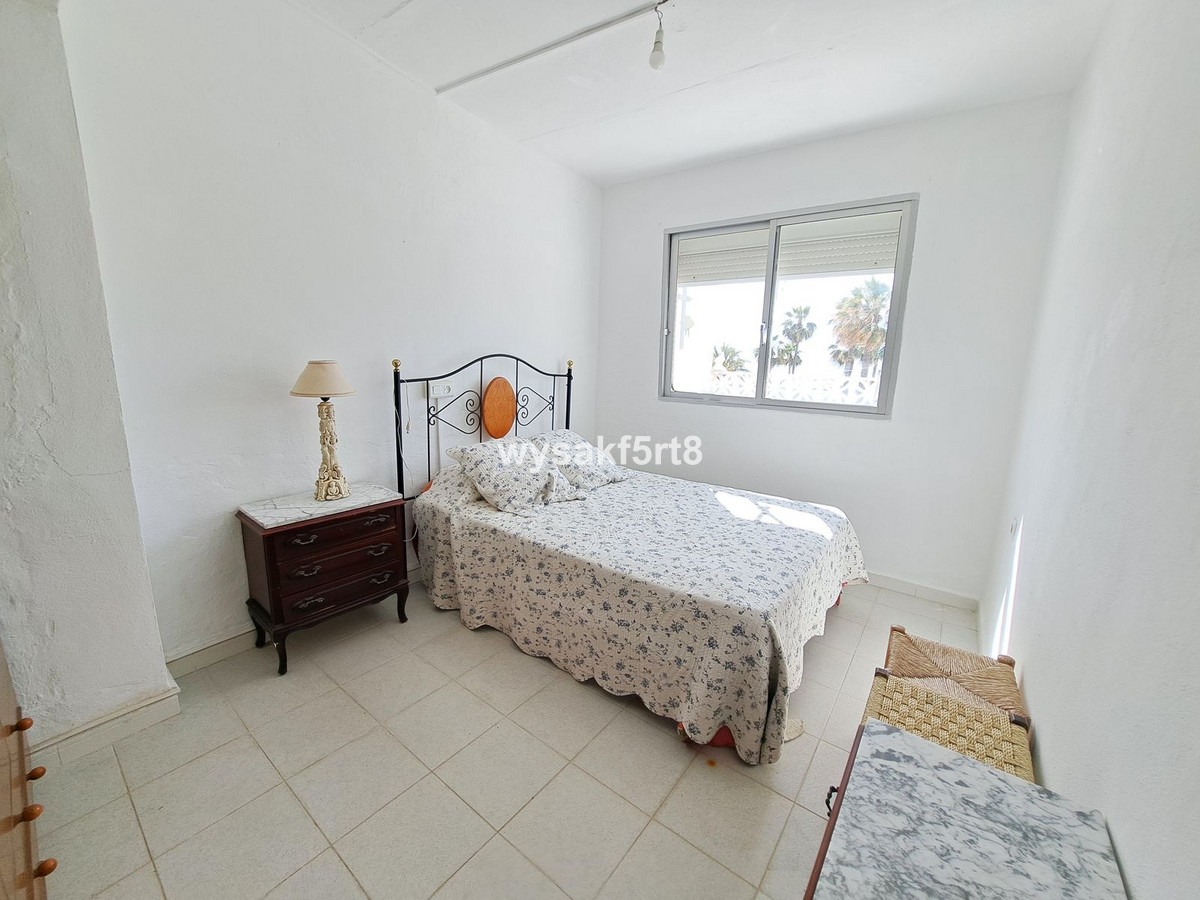 3 Bed Townhouse for sale in La Duquesa Costa Del Sol, Málaga, Spain