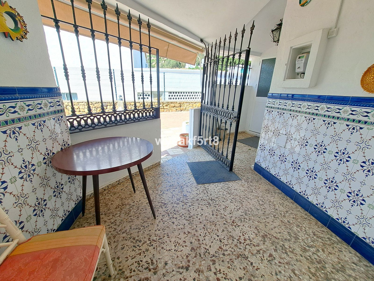 3 Bed Townhouse for sale in La Duquesa Costa Del Sol, Málaga, Spain