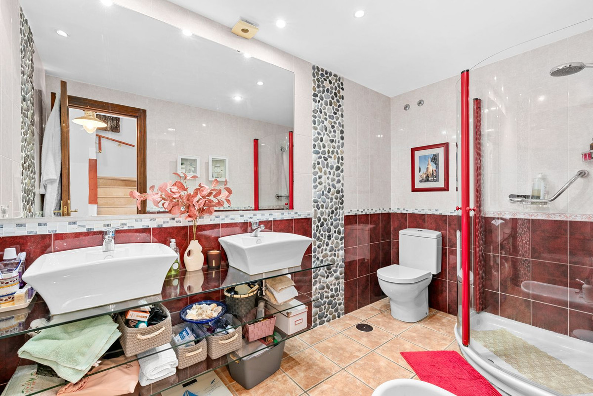 Se vende Adosada de 3 dormitorios en Costa Del Sol, Málaga, España