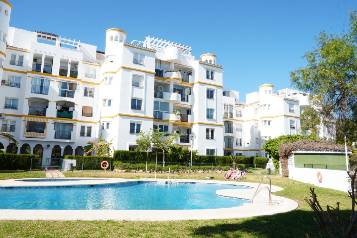 Se vende Apartamento Planta Media de 1 dormitorios en Costa Del Sol, Málaga, España