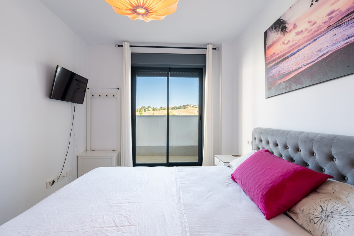Se vende Apartamento Planta Media de 2 dormitorios en Costa Del Sol, Málaga, España