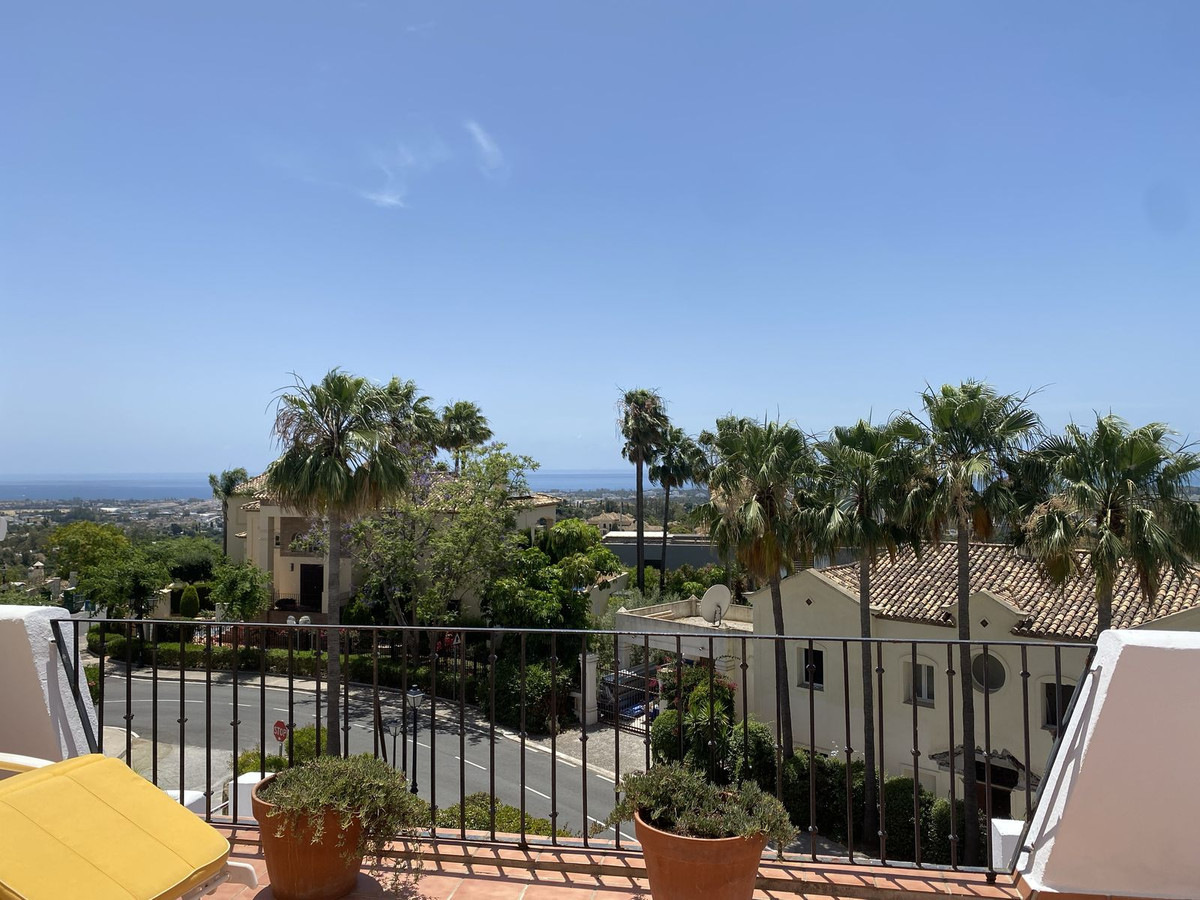 2 Bed Townhouse for sale in Los Arqueros Costa Del Sol, Málaga, Spain