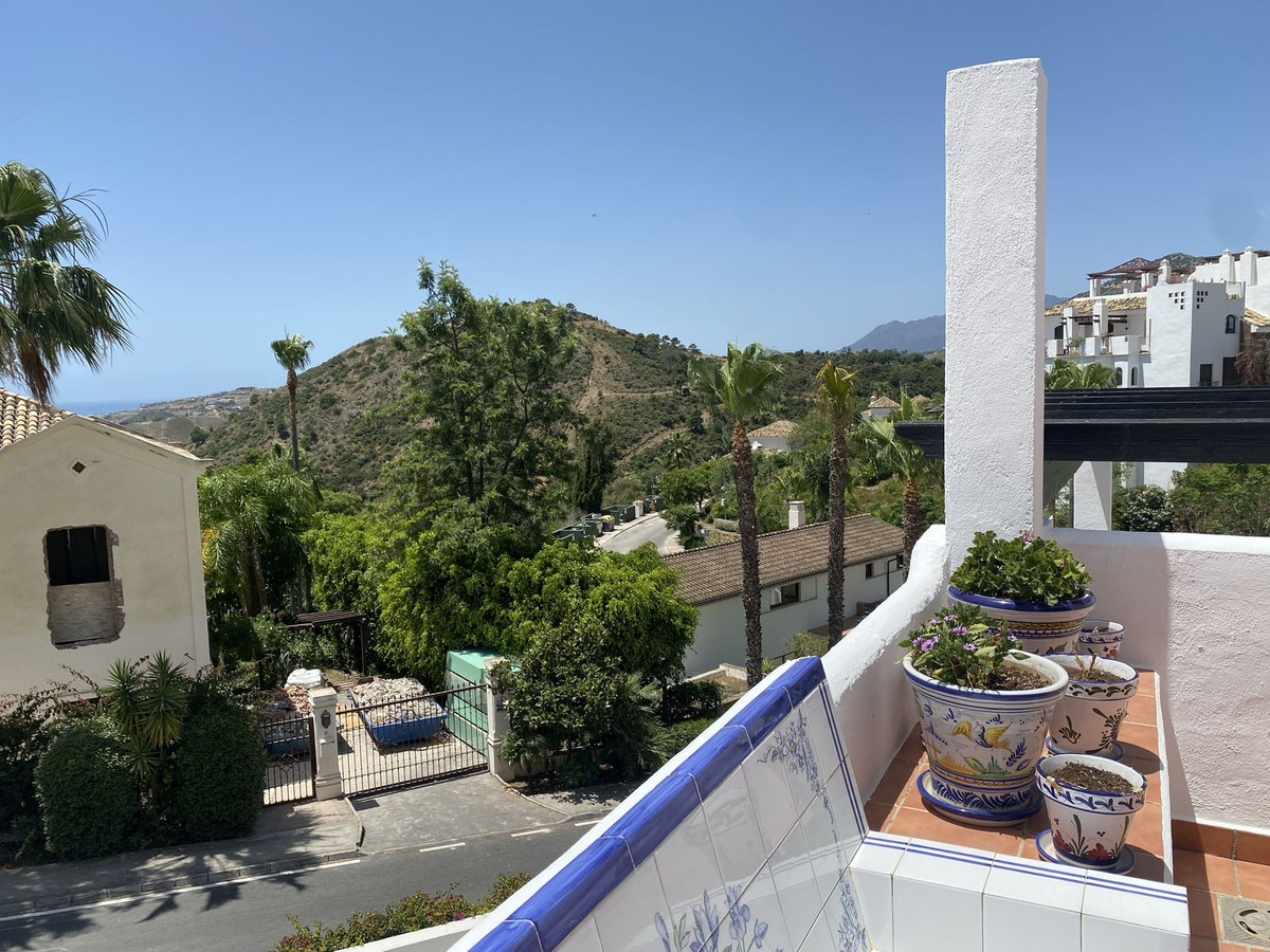 2 Bed Townhouse for sale in Los Arqueros Costa Del Sol, Málaga, Spain