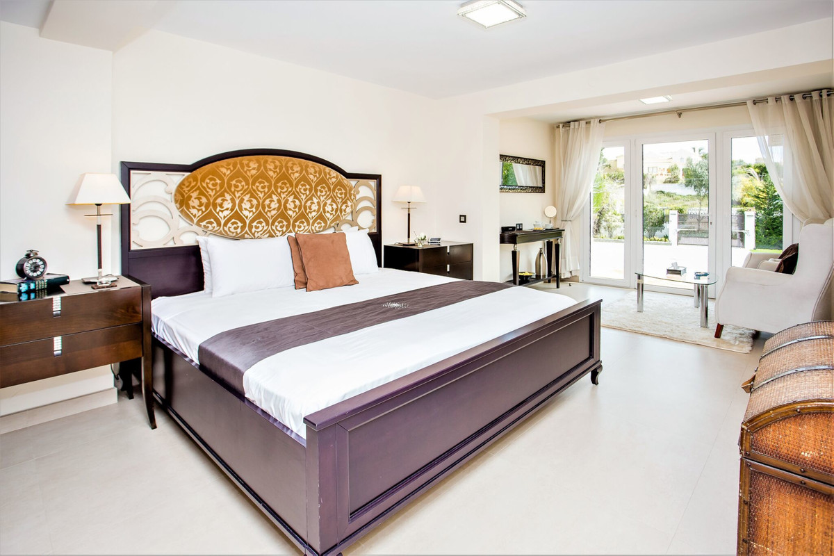 Se vende Villa - Chalet de 7 dormitorios en Costa Del Sol, Málaga, España