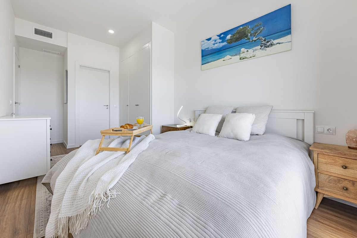 Se vende Apartamento Planta Baja de 2 dormitorios en Costa Del Sol, Málaga, España