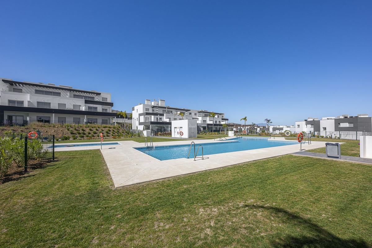 Se vende Apartamento Planta Baja de 2 dormitorios en Costa Del Sol, Málaga, España
