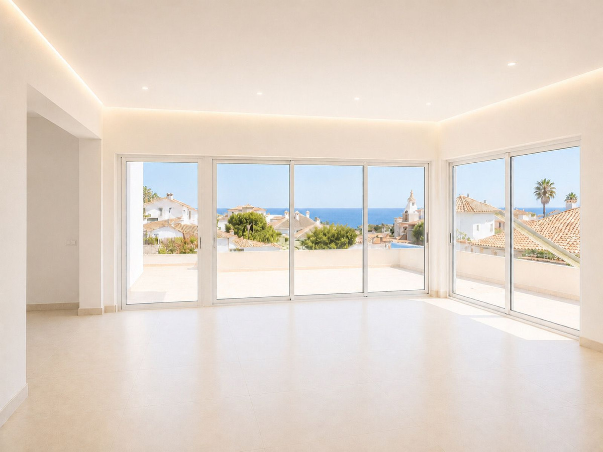 4 Bed Townhouse for sale in El Faro Costa Del Sol, Málaga, Spain