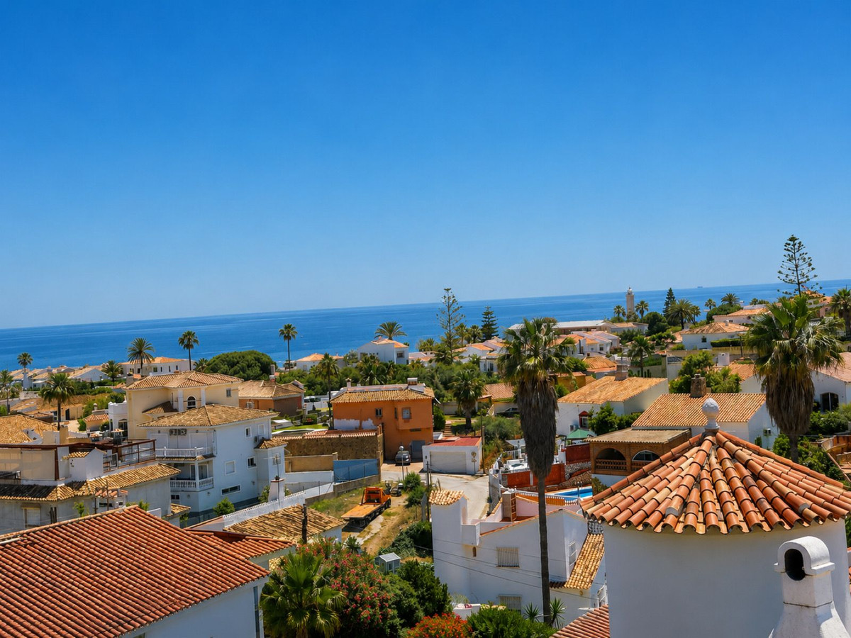 4 Bed Townhouse for sale in El Faro Costa Del Sol, Málaga, Spain