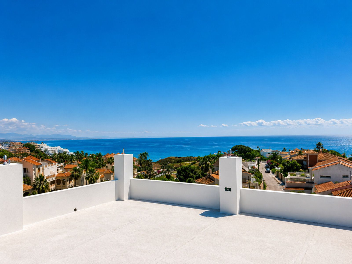 4 Bed Townhouse for sale in El Faro Costa Del Sol, Málaga, Spain