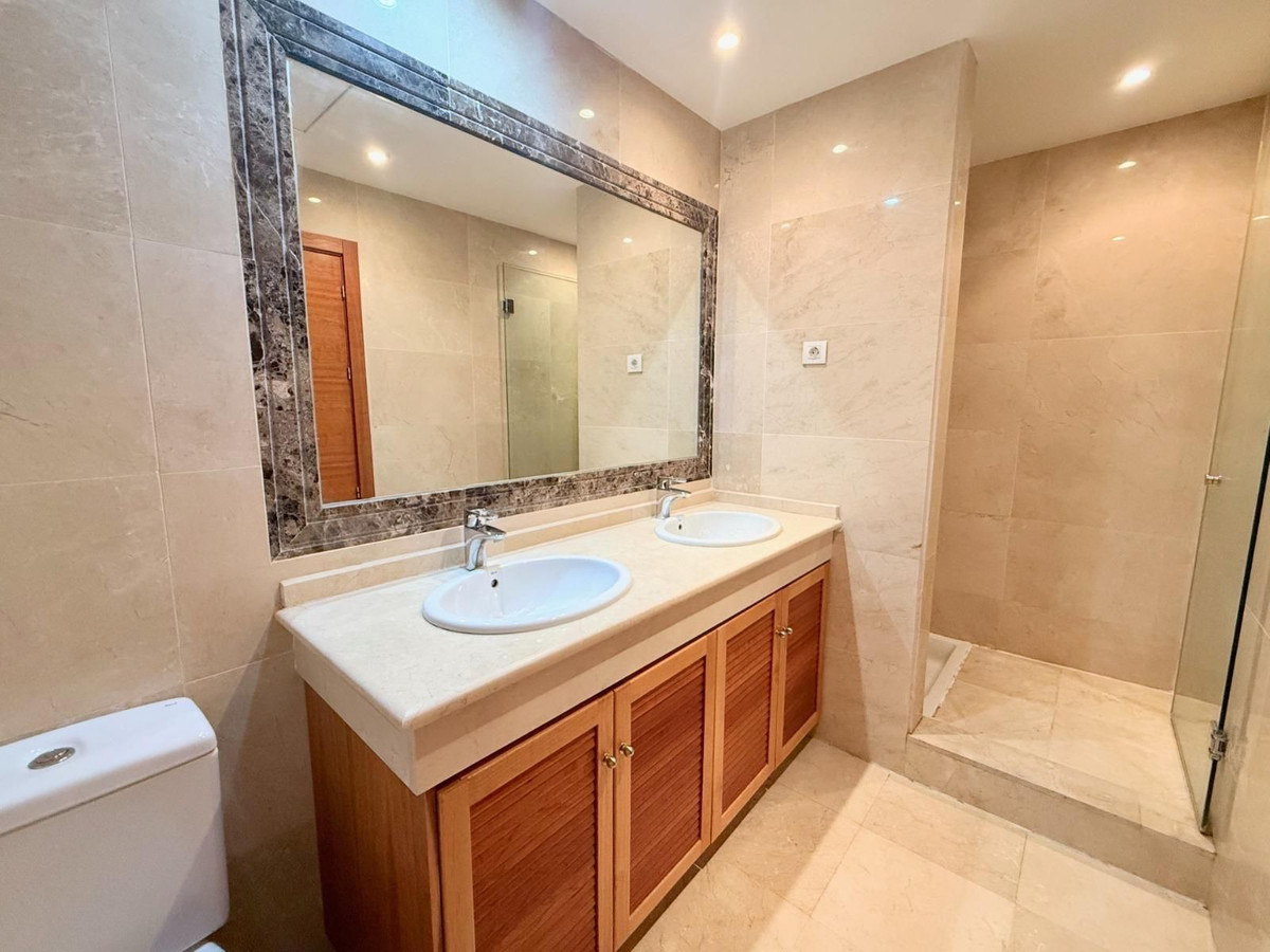 Se vende Adosada de 3 dormitorios en Costa Del Sol, Málaga, España