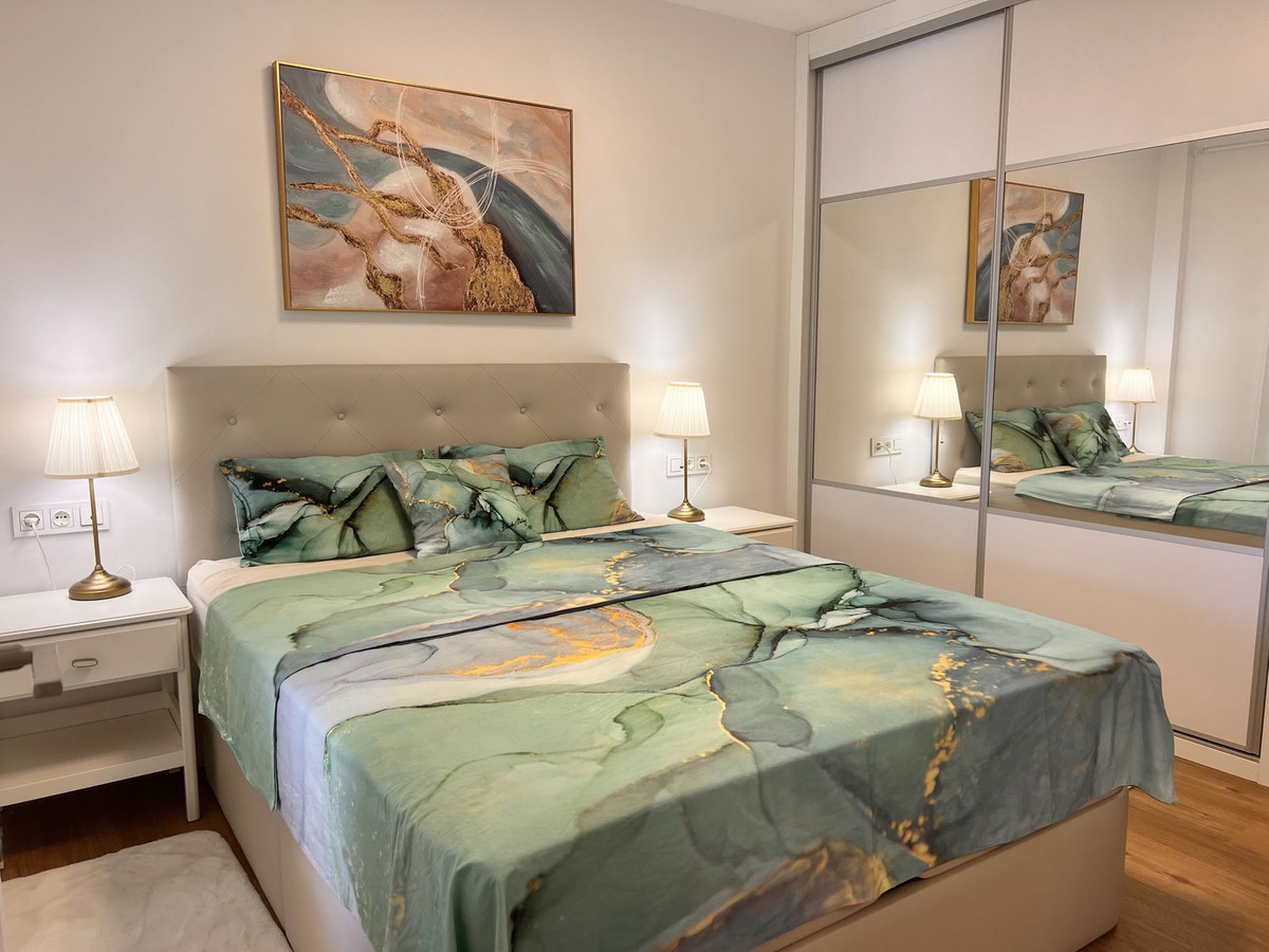 3 Bed Apartment for sale in Fuengirola Costa Del Sol, Málaga, Spain