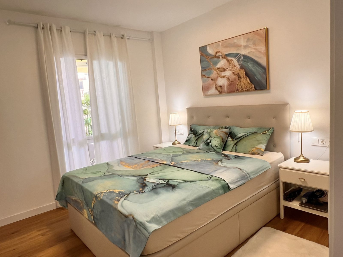 3 Bed Apartment for sale in Fuengirola Costa Del Sol, Málaga, Spain
