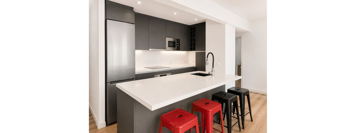 Se vende Apartamento Planta Media de 3 dormitorios en Costa Del Sol, Málaga, España