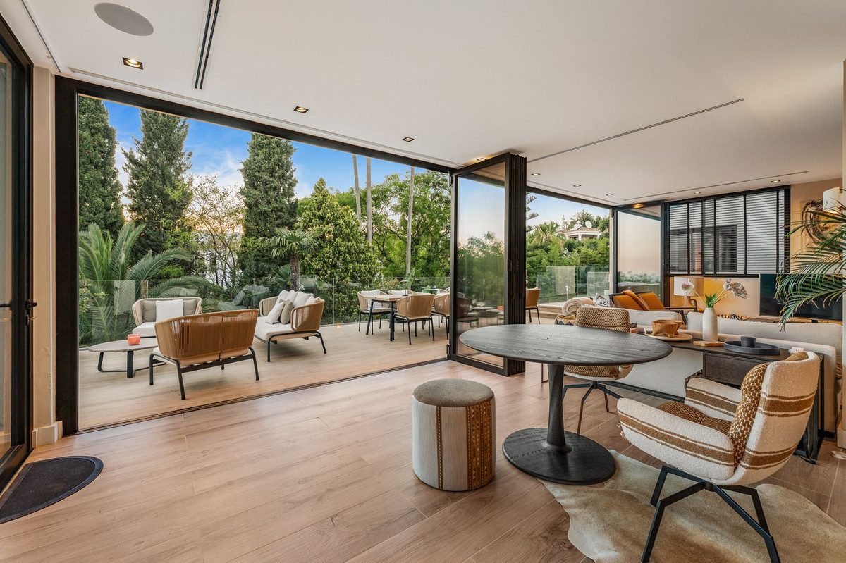 Se vende Villa - Chalet de 4 dormitorios en Costa Del Sol, Málaga, España