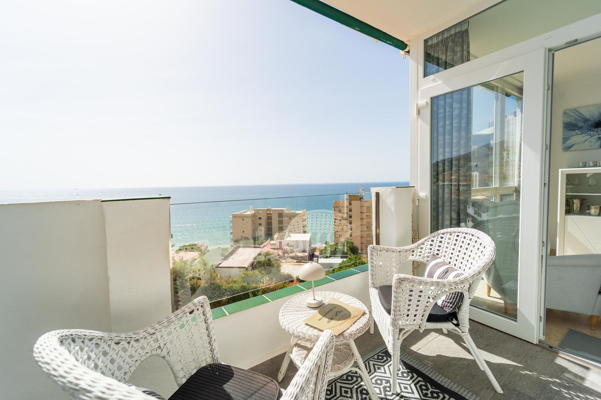 Se vende Apartamento Planta Media de 3 dormitorios en Costa Del Sol, Málaga, España
