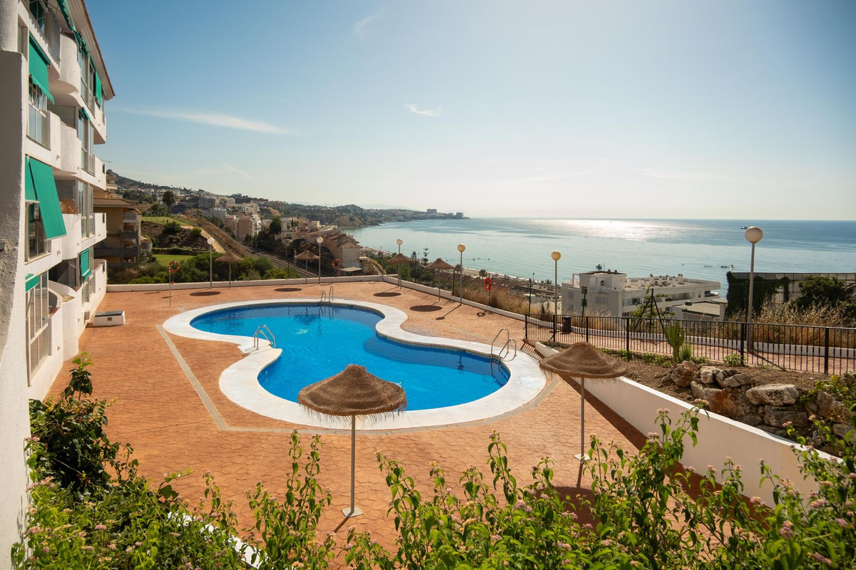 Se vende Apartamento Planta Media de 3 dormitorios en Costa Del Sol, Málaga, España