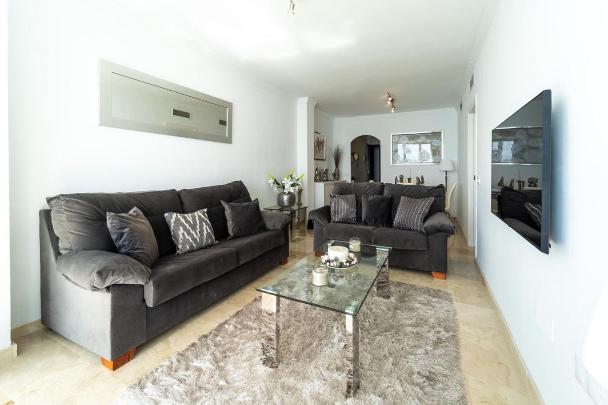 Se vende Apartamento Planta Media de 3 dormitorios en Costa Del Sol, Málaga, España