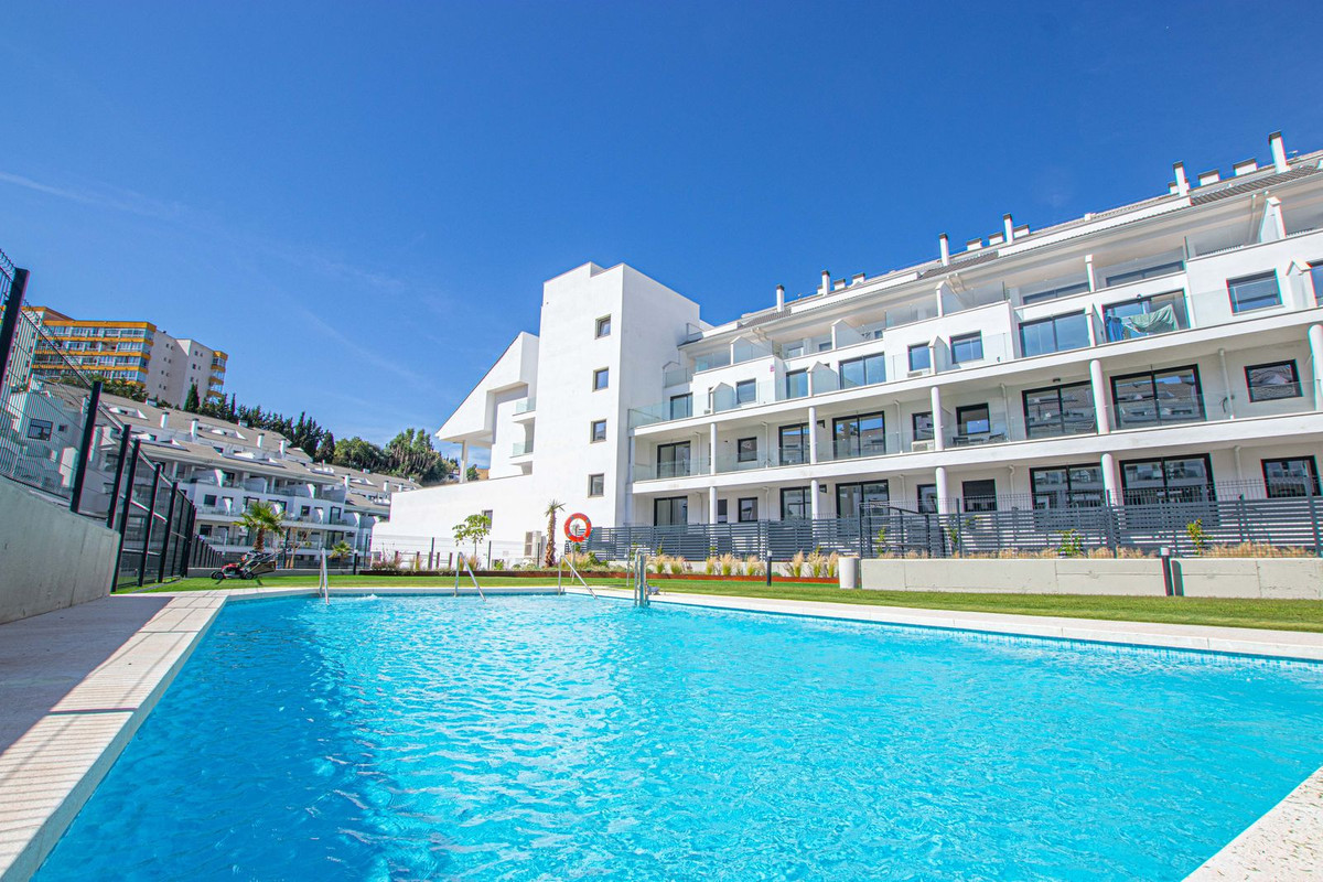 3 Bed Apartment for sale in Torreblanca Costa Del Sol, Málaga, Spain