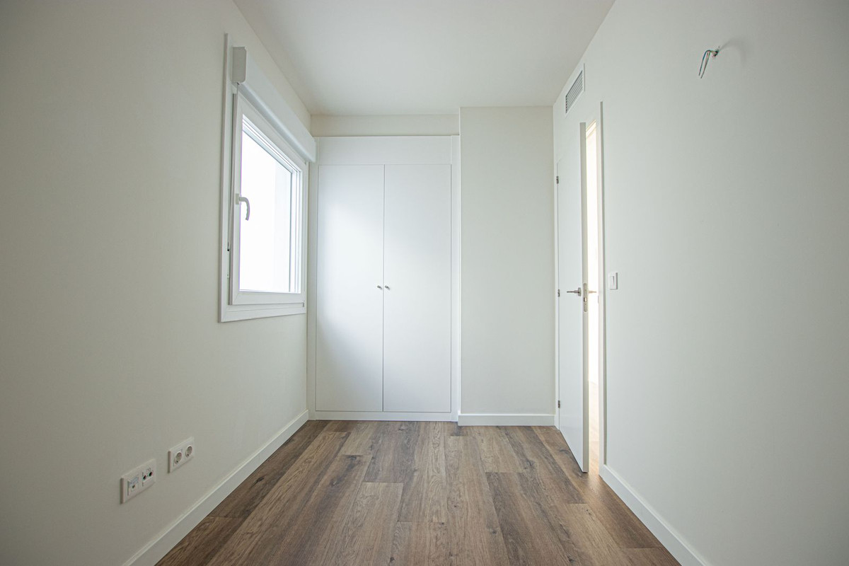 3 Bed Apartment for sale in Torreblanca Costa Del Sol, Málaga, Spain