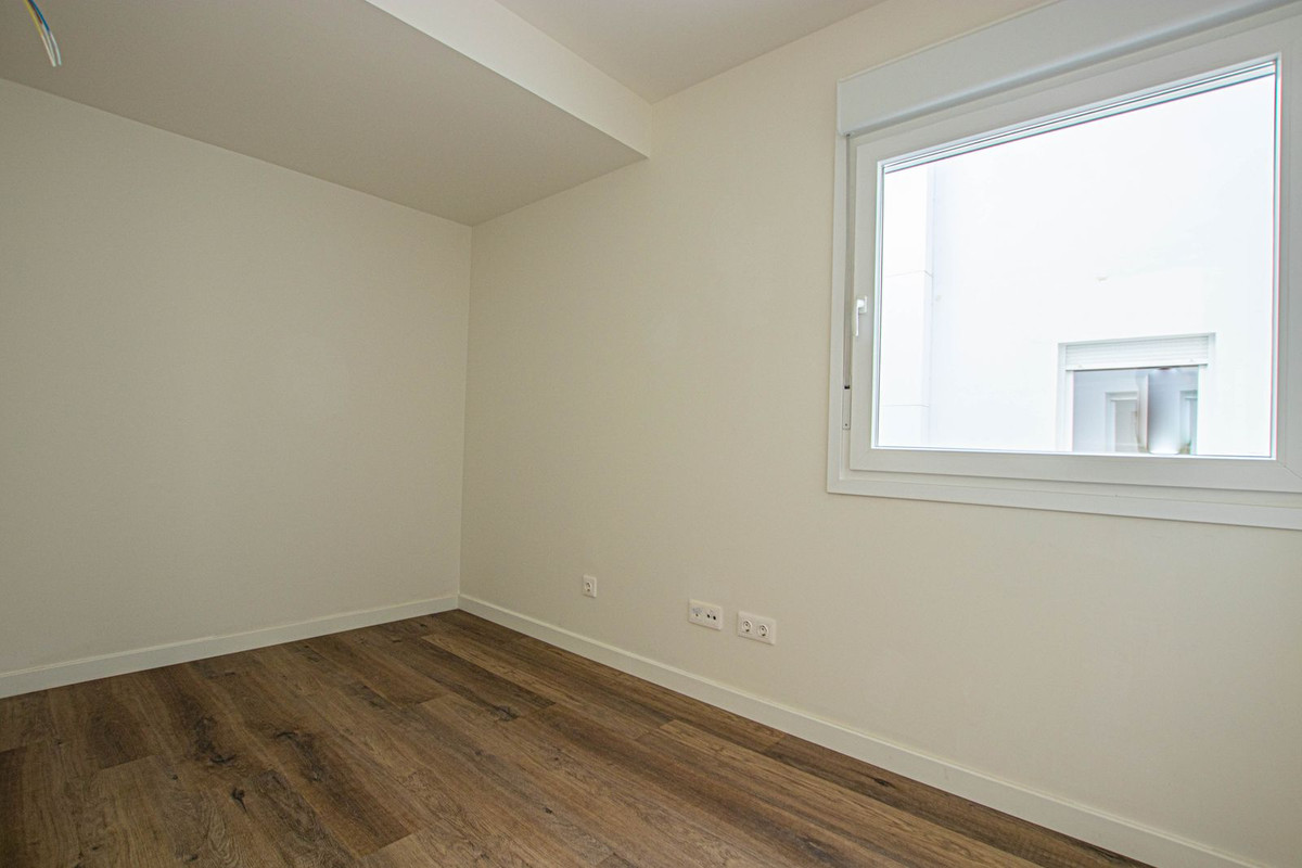 3 Bed Apartment for sale in Torreblanca Costa Del Sol, Málaga, Spain