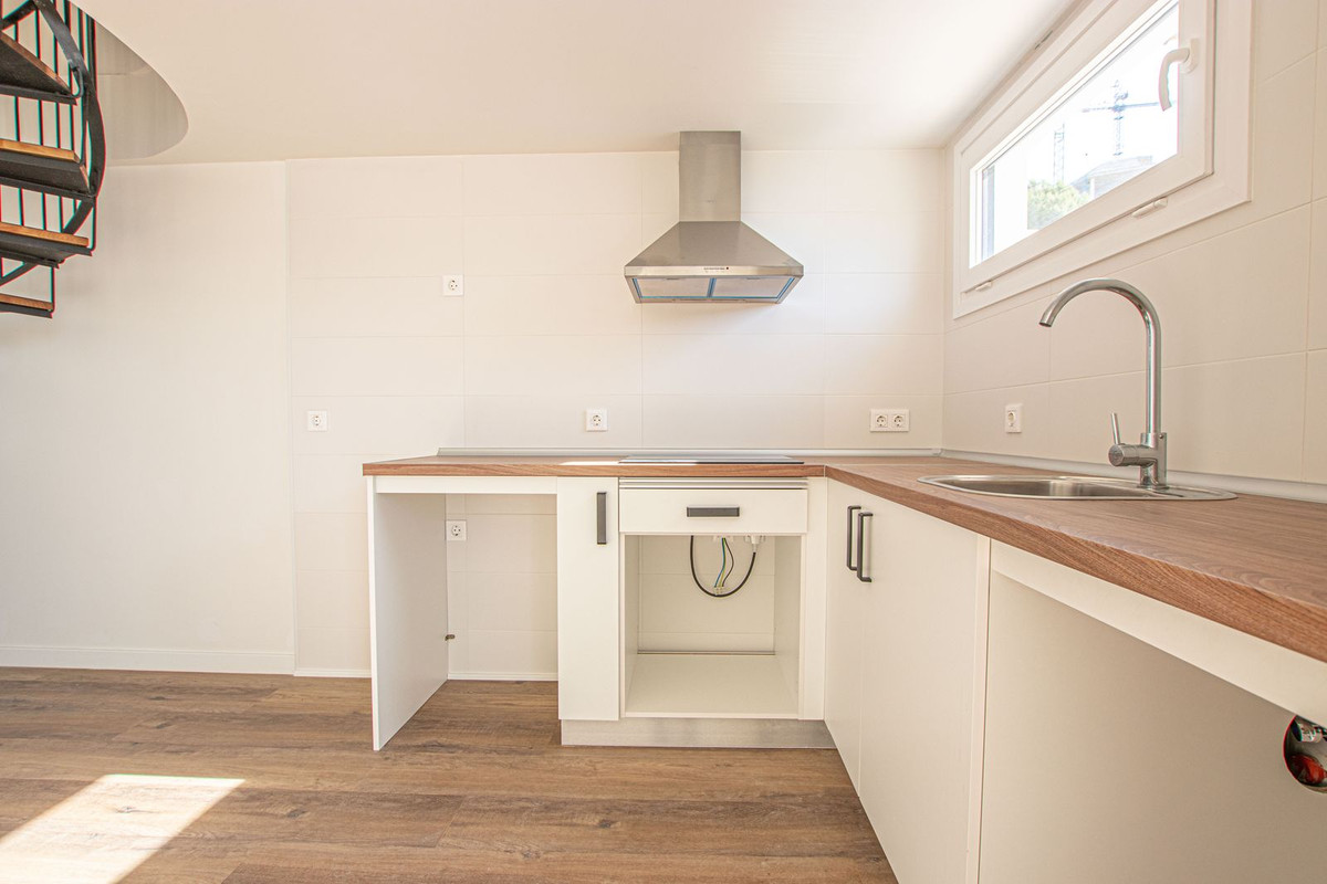3 Bed Apartment for sale in Torreblanca Costa Del Sol, Málaga, Spain