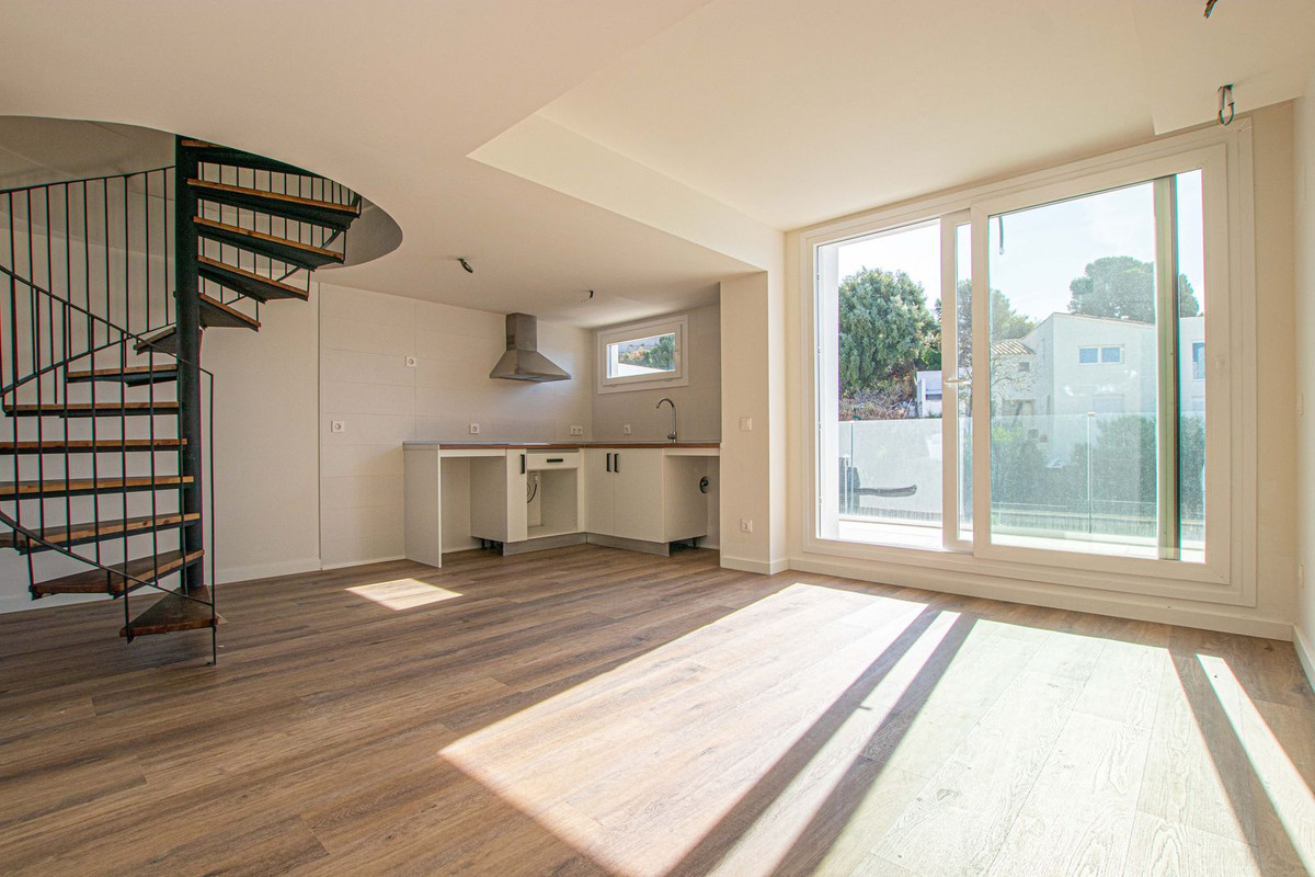 3 Bed Apartment for sale in Torreblanca Costa Del Sol, Málaga, Spain