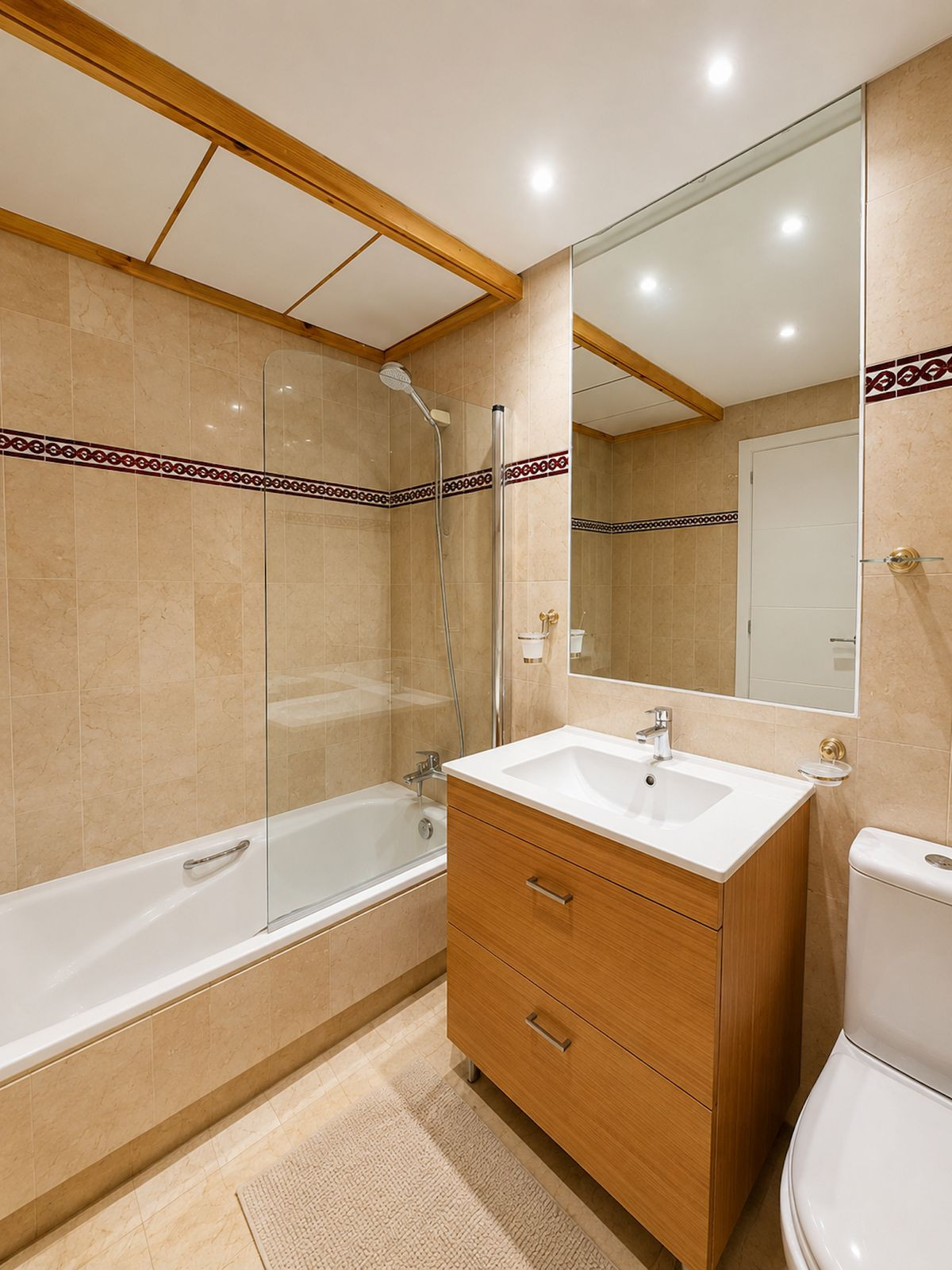 3 Bed Apartment for sale in Costalita Costa Del Sol, Málaga, Spain