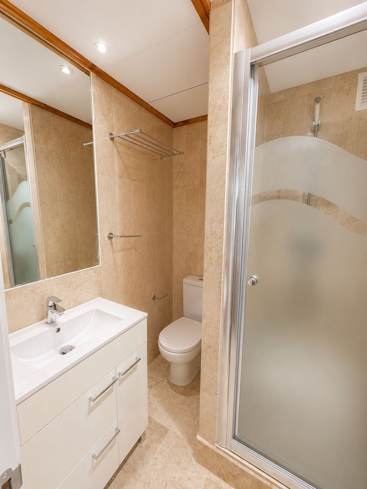 3 Bed Apartment for sale in Costalita Costa Del Sol, Málaga, Spain