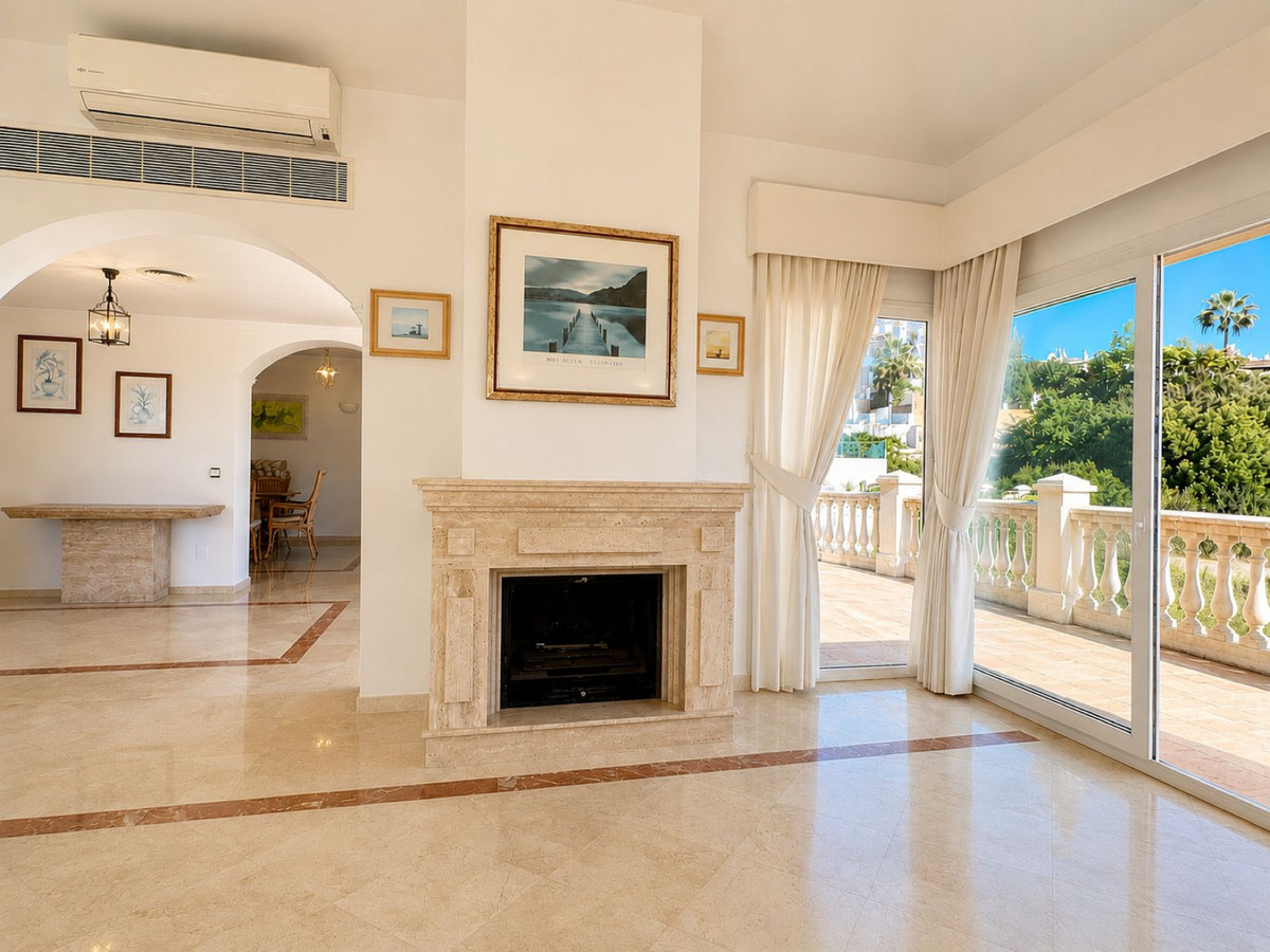 Se vende Villa - Chalet de 3 dormitorios en Costa Del Sol, Málaga, España