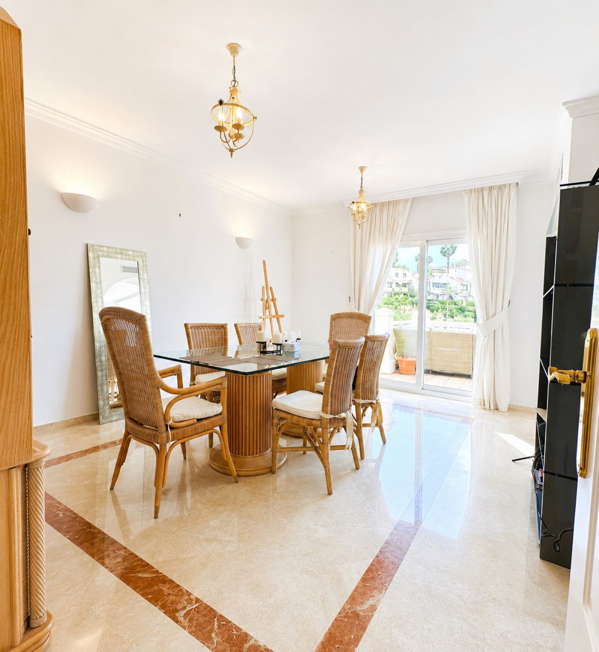 Se vende Villa - Chalet de 3 dormitorios en Costa Del Sol, Málaga, España