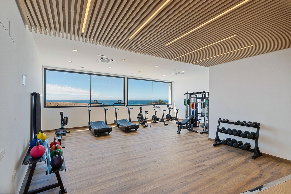 Se vende Apartamento Planta Media de 2 dormitorios en Costa Del Sol, Málaga, España