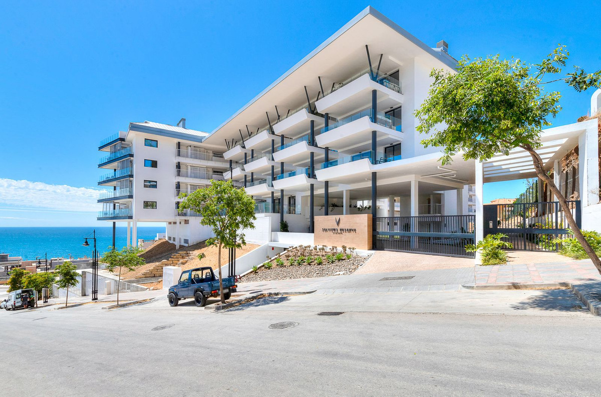 Se vende Apartamento Planta Media de 2 dormitorios en Costa Del Sol, Málaga, España