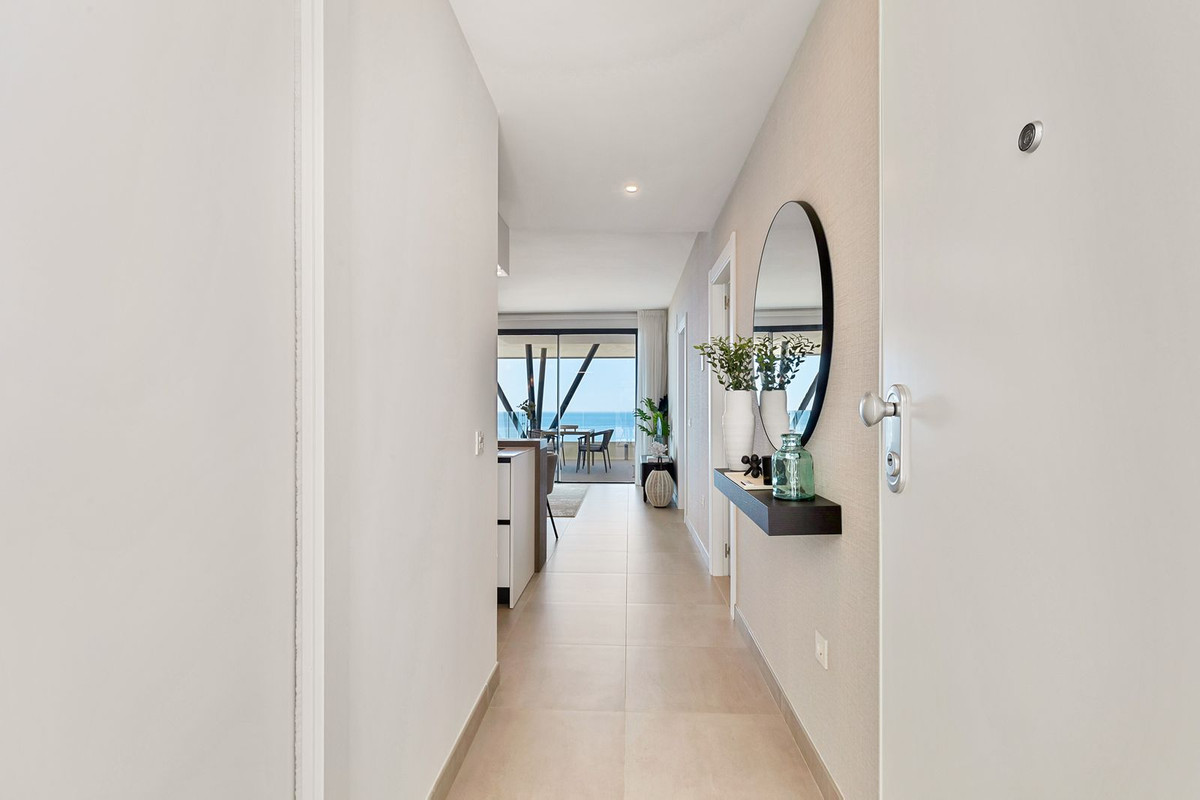 Se vende Apartamento Planta Media de 2 dormitorios en Costa Del Sol, Málaga, España