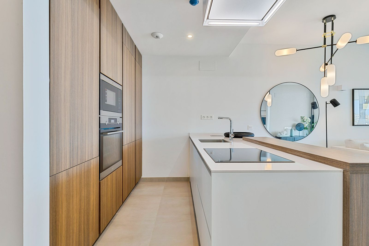 Se vende Apartamento Planta Media de 2 dormitorios en Costa Del Sol, Málaga, España