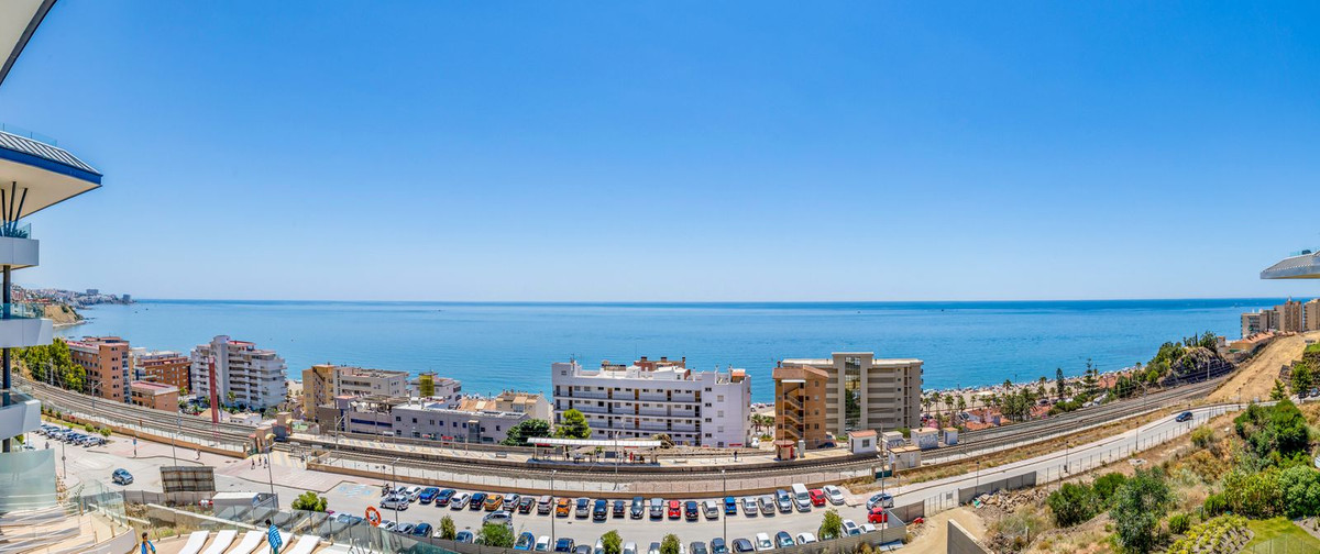 3 Bed Apartment for sale in Fuengirola Costa Del Sol, Málaga, Spain