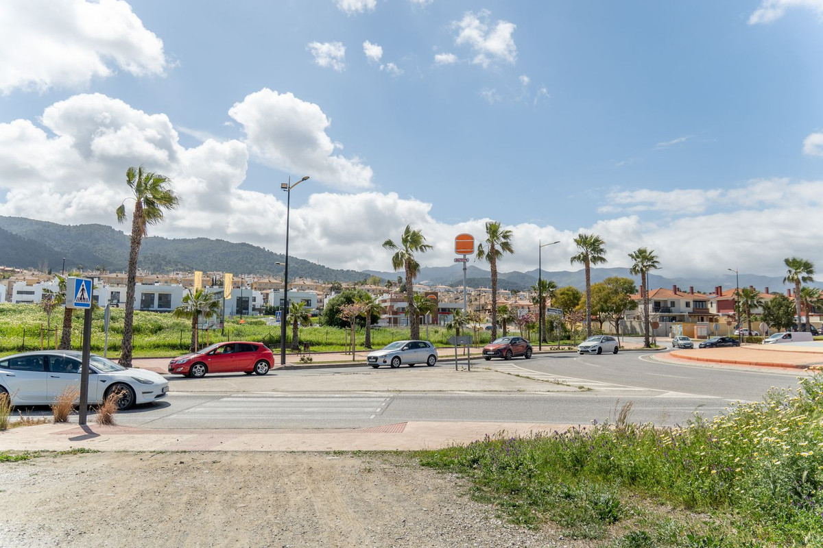 Se vende Terreno Urbano  en Costa Del Sol, Málaga, España