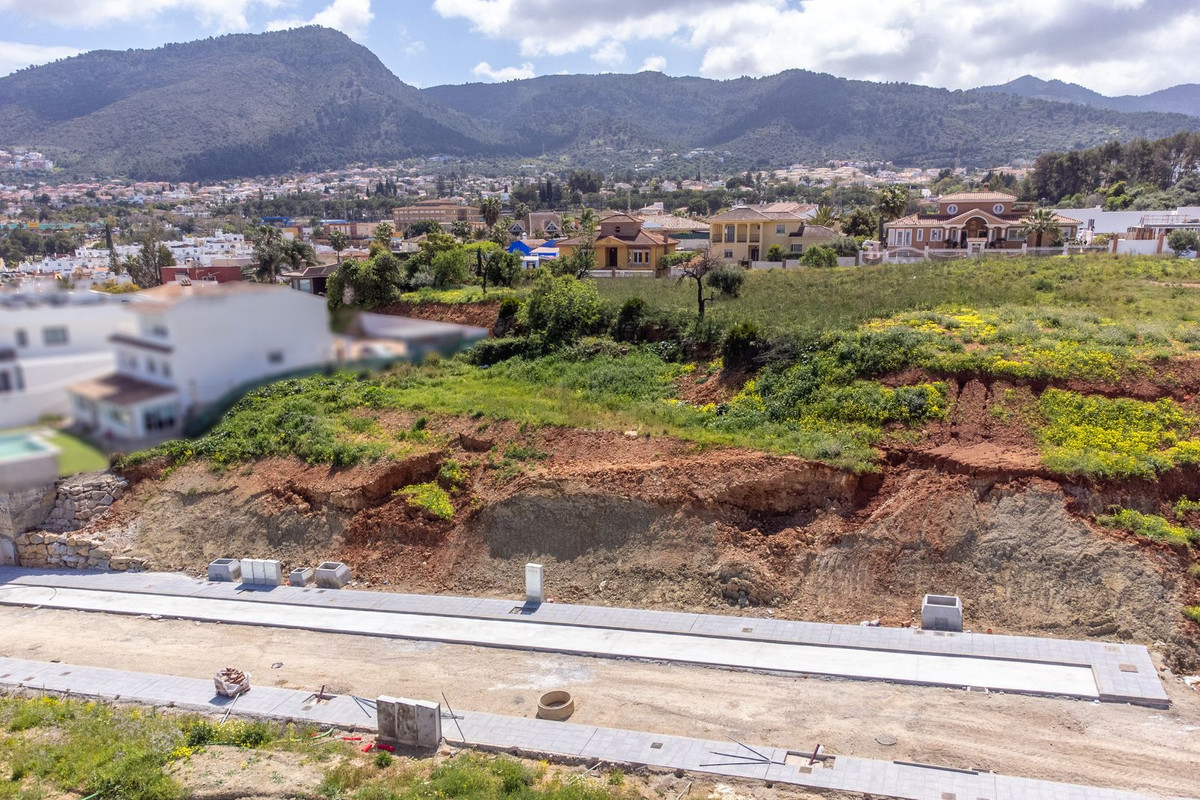 Se vende Terreno Urbano  en Costa Del Sol, Málaga, España