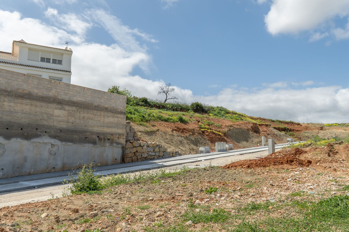 Se vende Terreno Urbano  en Costa Del Sol, Málaga, España
