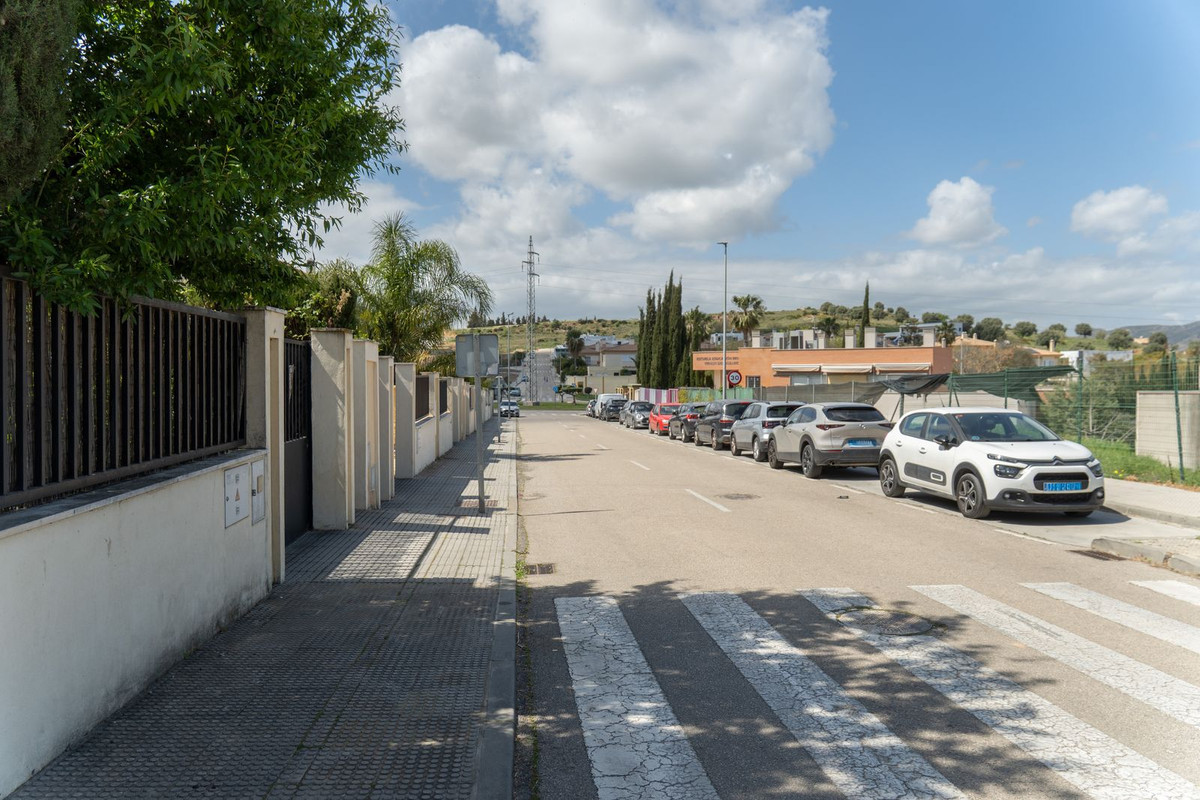 Se vende Terreno Urbano  en Costa Del Sol, Málaga, España