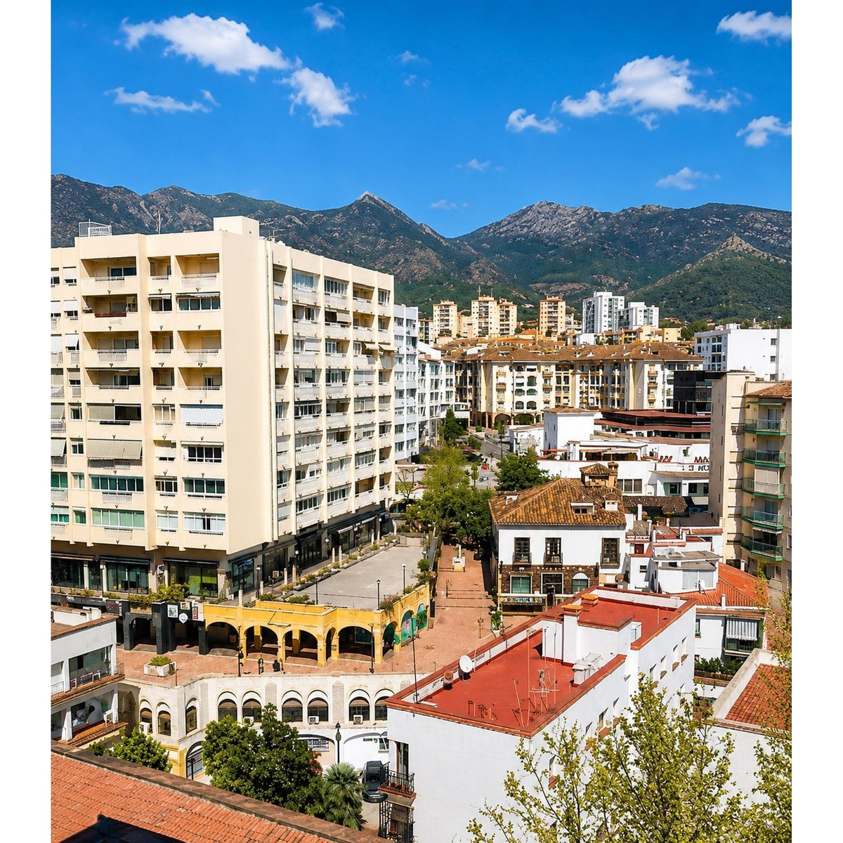 3 Bed Apartment for sale in Marbella Costa Del Sol, Málaga, Spain