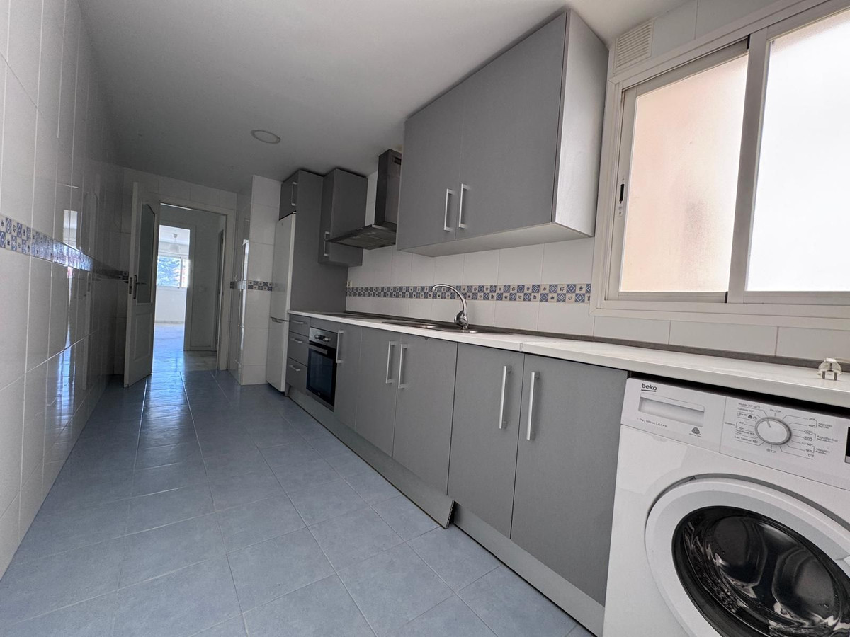 2 Bed Apartment for sale in Las Lagunas Costa Del Sol, Málaga, Spain