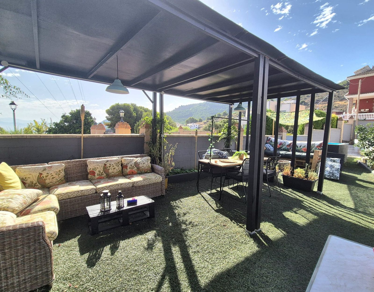5 Bed Townhouse for sale in Alhaurín De La Torre Costa Del Sol, Málaga, Spain