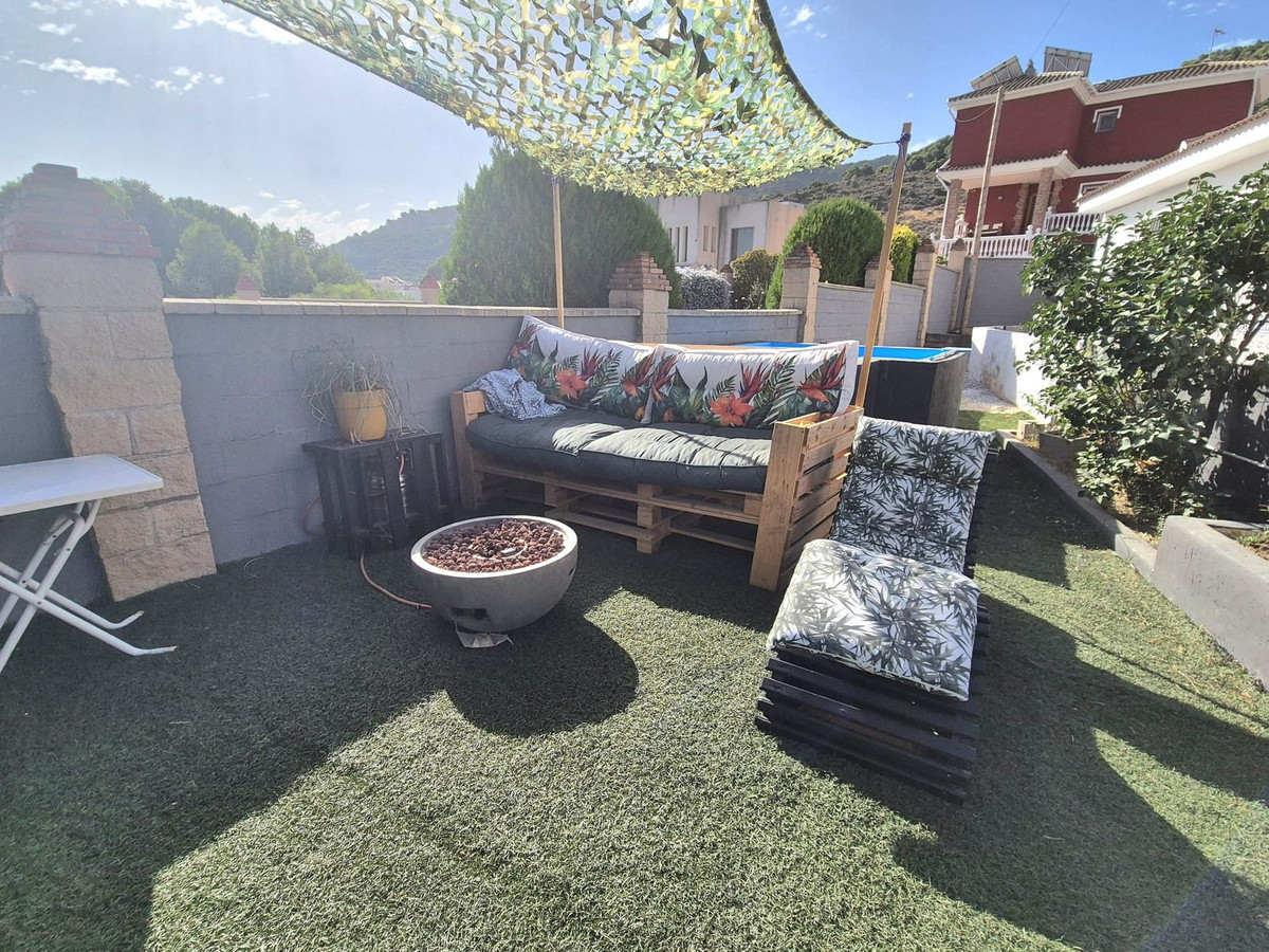 5 Bed Townhouse for sale in Alhaurín De La Torre Costa Del Sol, Málaga, Spain