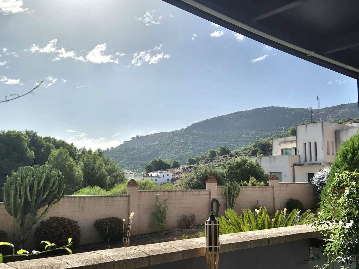 5 Bed Townhouse for sale in Alhaurín De La Torre Costa Del Sol, Málaga, Spain